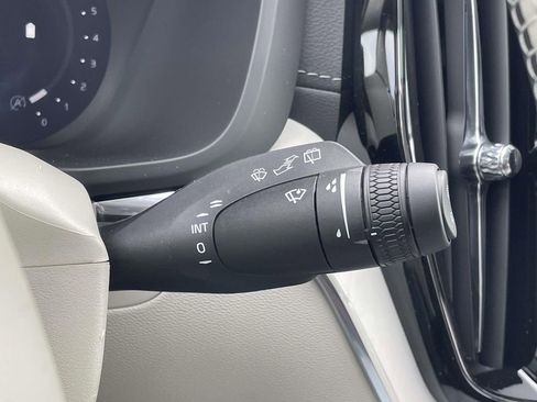 New 2026 Volvo XC60 B5 Ultra w/ Protection Package Premier image 13