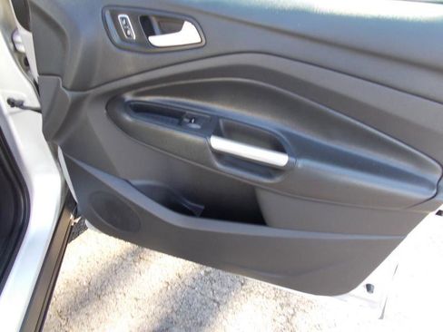 Used 2015 Ford Escape SE w/ Equipment Group 201A image 23