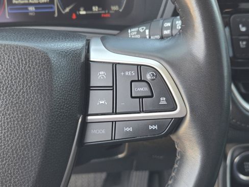 Used 2024 Toyota Grand Highlander FWD image 18
