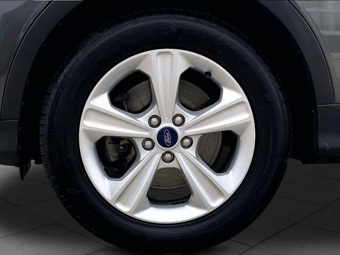 Used 2016 Ford Escape SE w/ Equipment Group 201A image 12