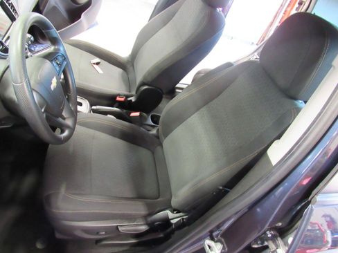 Used 2019 Chevrolet Trax LS FWD image 14