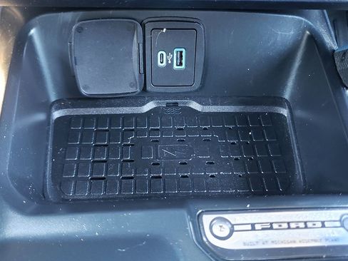 Used 2024 Ford Bronco Wildtrak AWD/4WD image 23