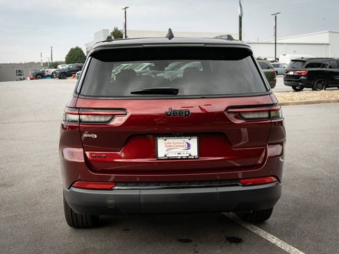 New 2025 Jeep Grand Cherokee L Limited AWD/4WD image 8