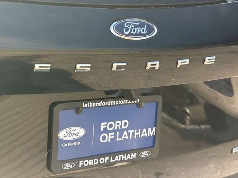 Certified 2025 Ford Escape Active image 13