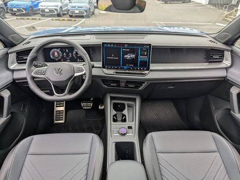 New 2026 Volkswagen Tiguan SE R-Line AWD/4WD image 24