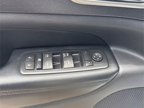 Used 2015 Jeep Grand Cherokee Altitude image 10