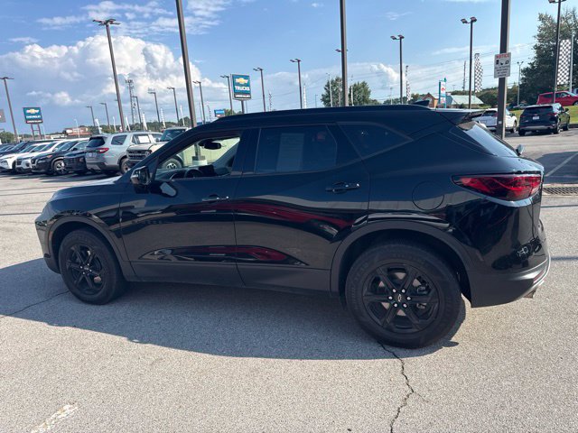 Used 2023 Chevrolet Blazer LT w/ Midnight/Sport Edition FWD image 6