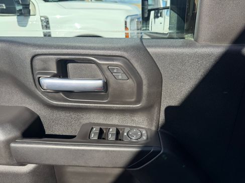 Used 2021 GMC Sierra 3500 4x4 Crew Cab w/ Convenience Package image 28