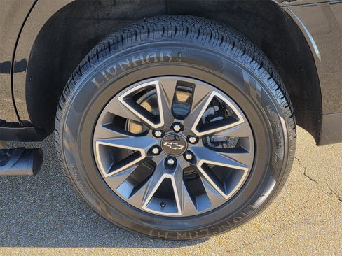 Used 2023 Chevrolet Tahoe Z71 image 31