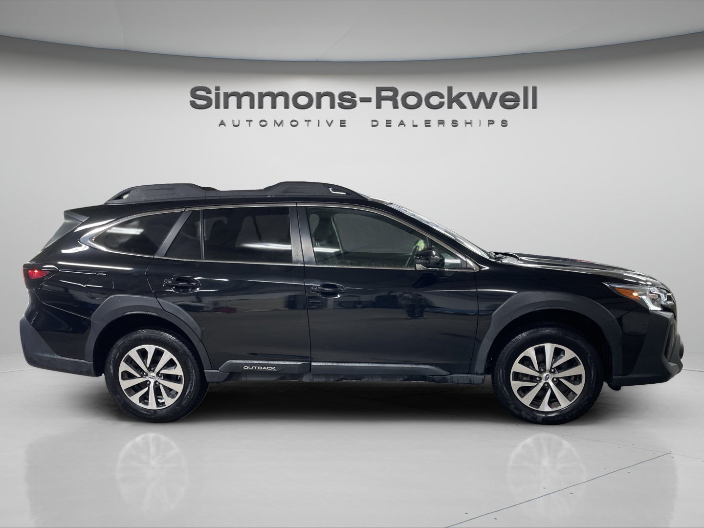Used 2023 Subaru Outback Premium AWD/4WD image 6