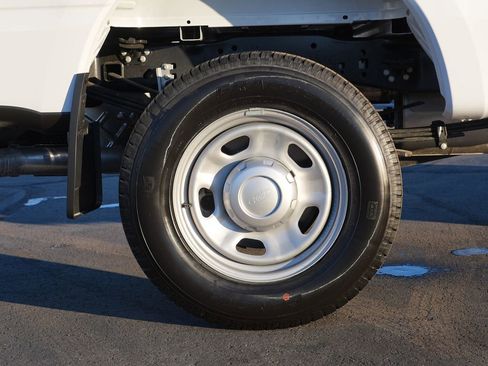 Used 2024 Ford F350 XL w/ Snow Plow Prep Package image 11