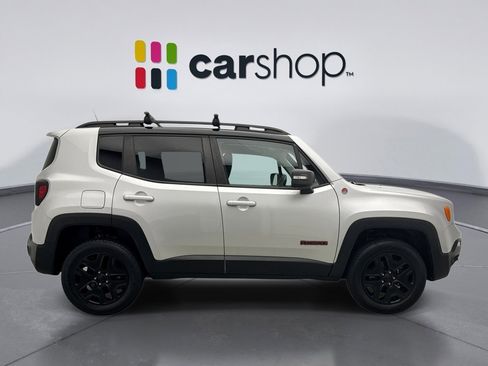Used 2018 Jeep Renegade Trailhawk w/ Cold Weather Group II image 6