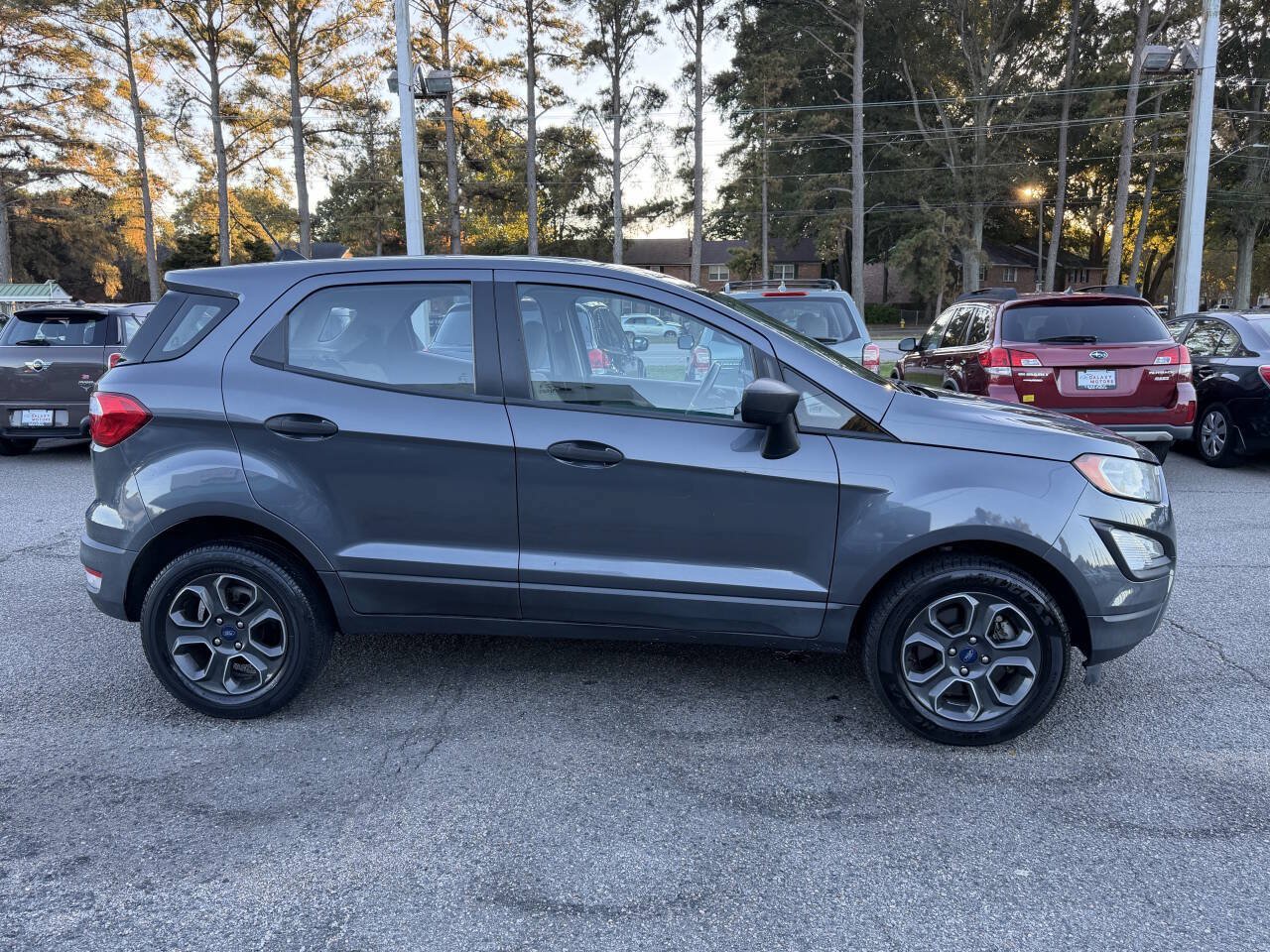 Used 2020 Ford EcoSport S FWD image 6