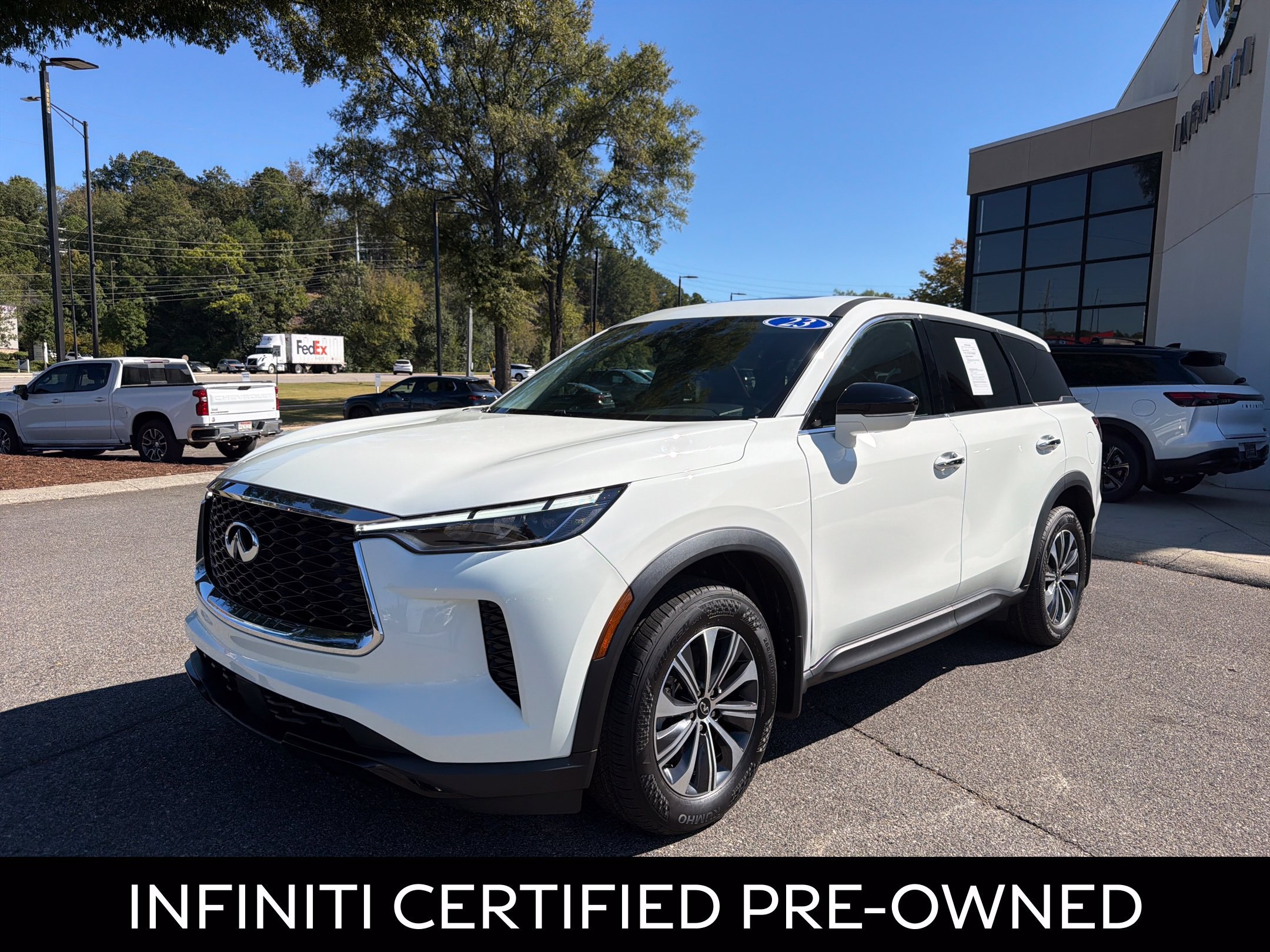 Certified 2023 INFINITI QX60 Pure AWD/4WD image 5