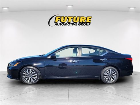 Certified 2024 Nissan Altima 2.5 SV image 6