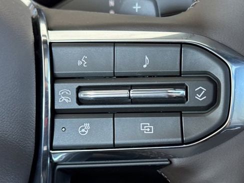 New 2026 GMC Yukon Elevation w/ Elevation Premium Package AWD/4WD image 32