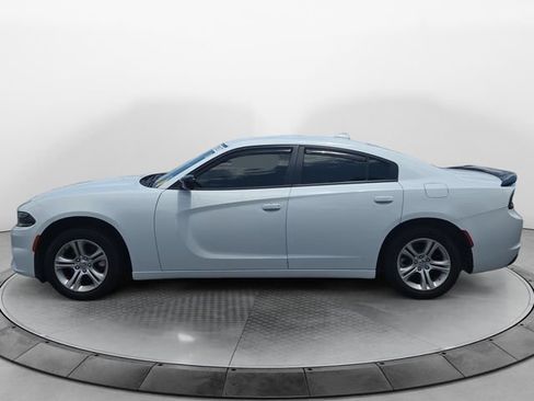 Used 2023 Dodge Charger SXT RWD image 2
