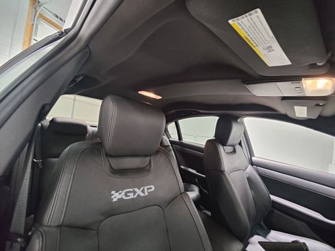 Used 2009 Pontiac G8 GXP RWD image 14