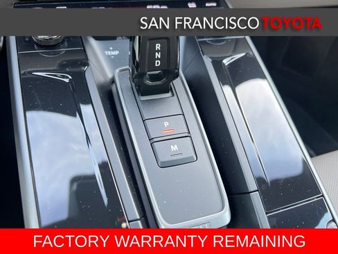 Used 2025 Porsche 911 Carrera image 23