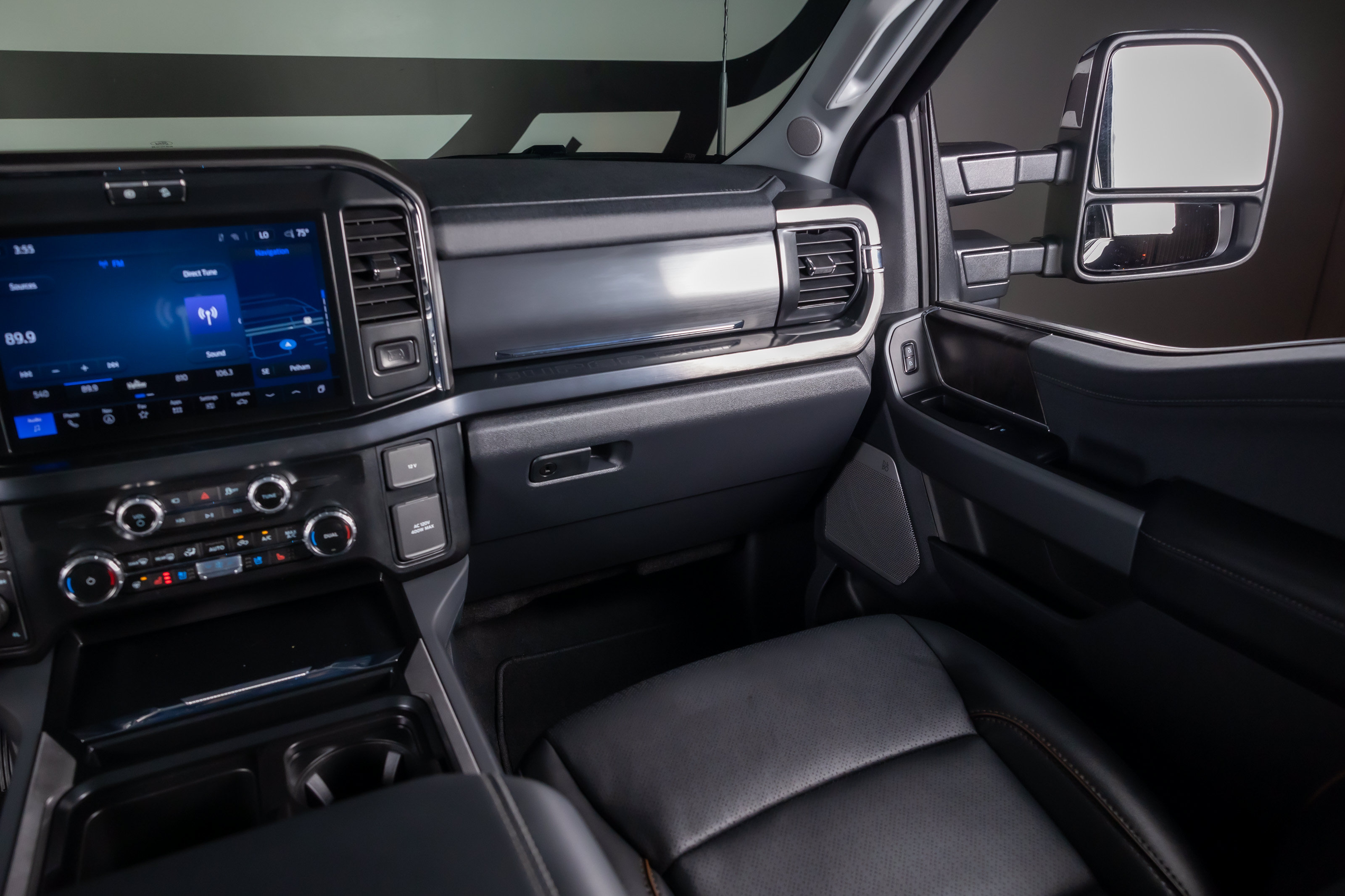 Used 2026 Ford F350 Lariat w/ Chrome Package AWD/4WD image 8