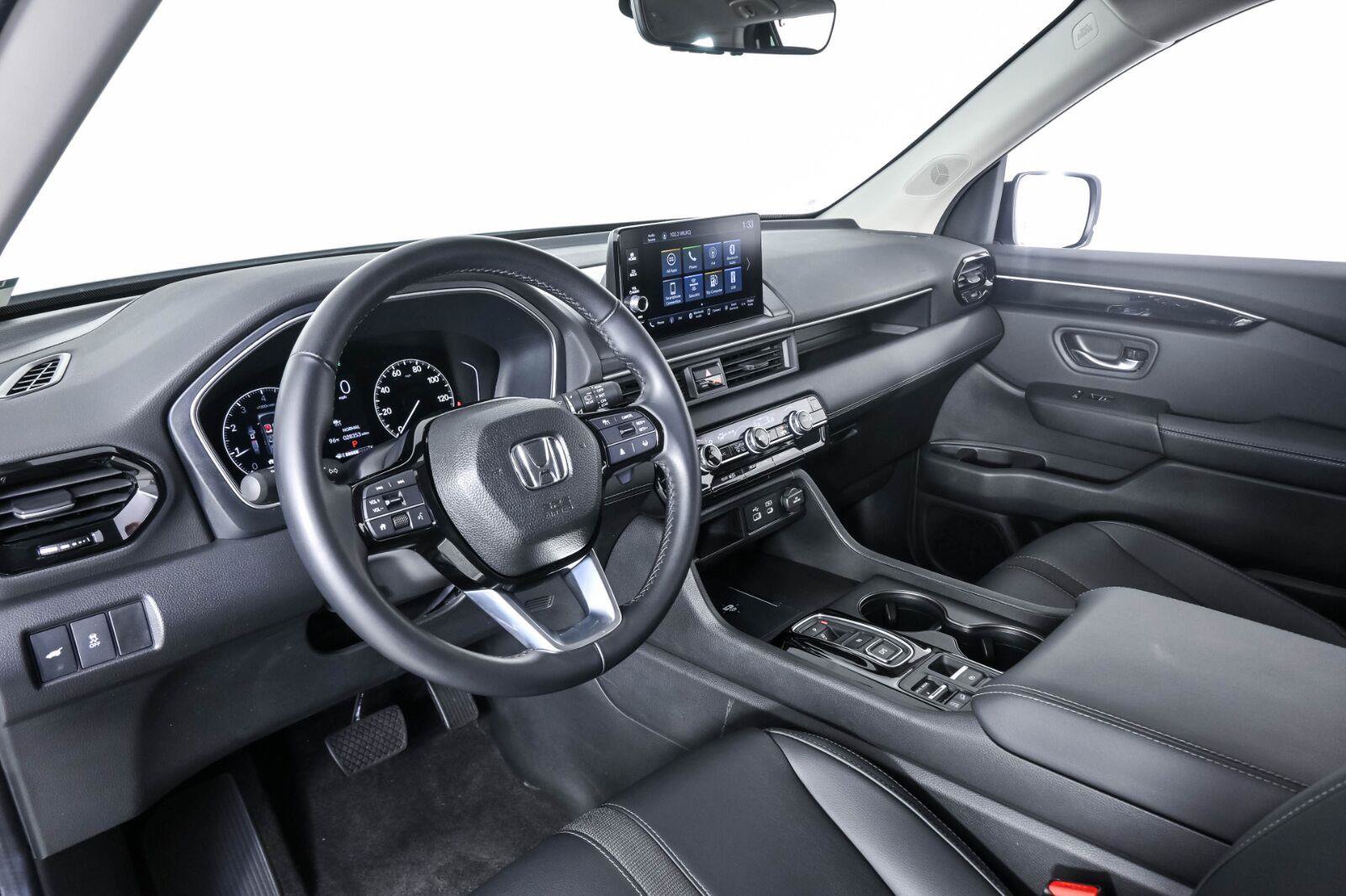 Used 2024 Honda Pilot EX-L image 4