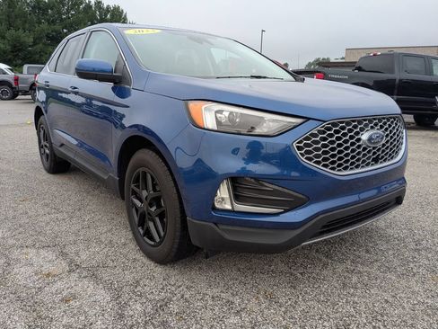 Used 2023 Ford Edge SEL w/ Convenience Package AWD/4WD image 3