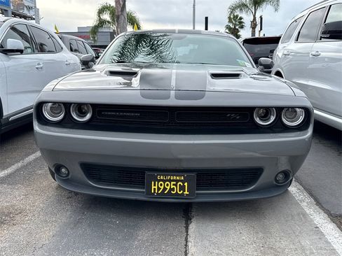 Used 2017 Dodge Challenger R/T Plus image 3