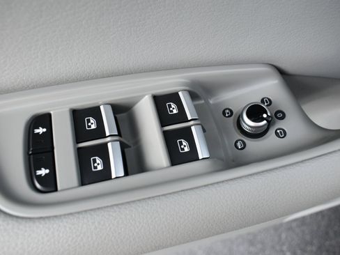 Used 2018 Audi Q7 3.0T Prestige w/ Prestige Package image 44