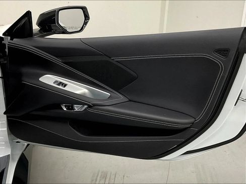 Used 2021 Chevrolet Corvette Stingray Coupe w/ Chrome Exterior Badge Package RWD image 15