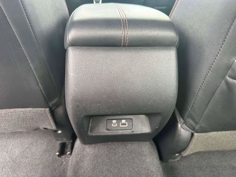 Used 2024 Nissan Altima 2.5 SR FWD image 11