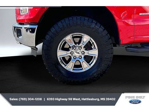 Used 2015 Ford F150 XLT w/ Equipment Group 302A Luxury AWD/4WD image 7