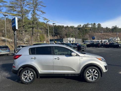 Used 2014 Kia Sportage LX AWD/4WD image 4