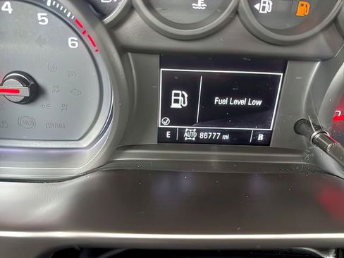 Used 2020 Chevrolet Silverado 1500 Custom image 28