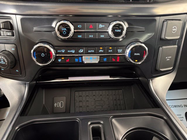 Certified 2025 Ford F150 Platinum w/ Equipment Group 702A High AWD/4WD image 16