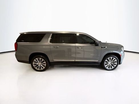Certified 2022 GMC Yukon XL Denali AWD/4WD image 8