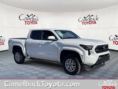 New 2025 Toyota Tacoma SR5