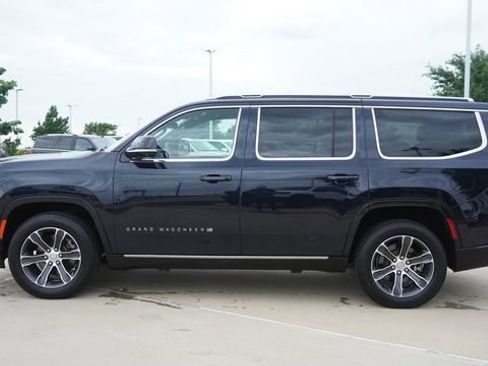 Certified 2023 Jeep Grand Wagoneer 4WD image 6