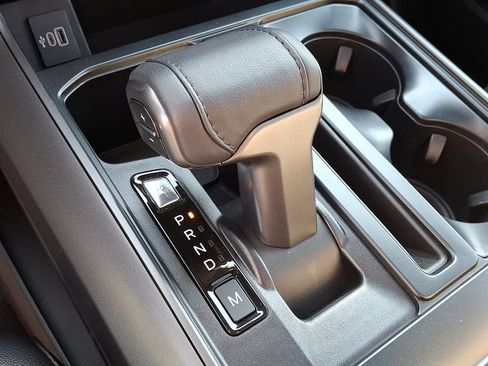 Used 2025 Ford F150 Lariat AWD/4WD image 15