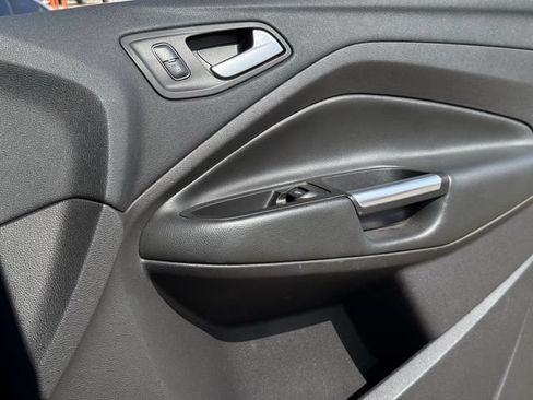 Used 2018 Ford Escape SE w/ SE Sport Appearance Package AWD/4WD image 27
