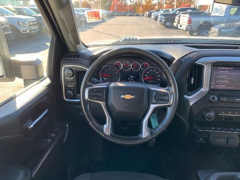 Used 2023 Chevrolet Silverado 2500 LT image 16