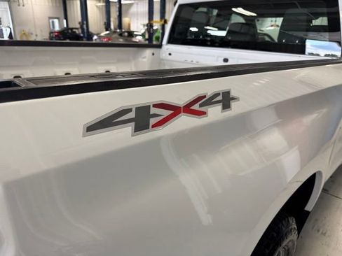Used 2020 Chevrolet Silverado 1500 W/T w/ Trailering Package AWD/4WD image 11