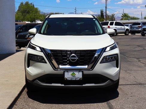 Used 2023 Nissan Rogue SV FWD image 16