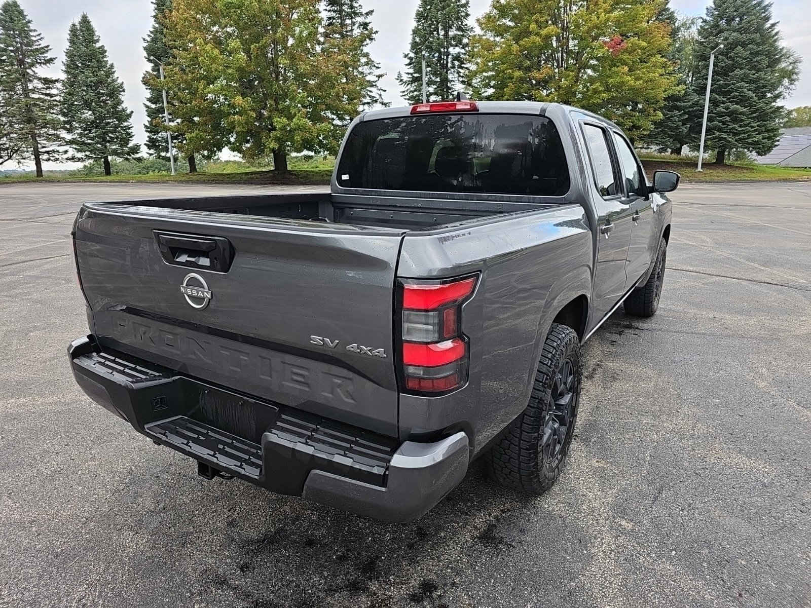 Used 2022 Nissan Frontier SV AWD/4WD image 6