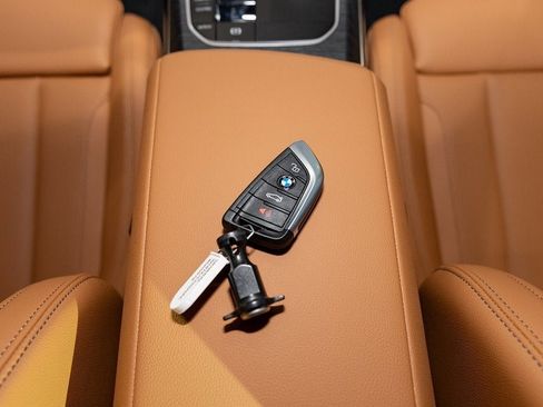 New 2026 BMW 330i xDrive Sedan w/ Premium Package image 40