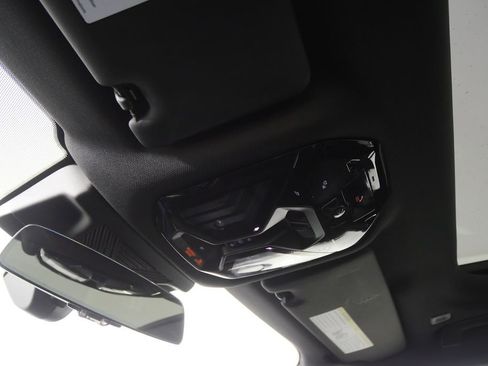 Certified 2025 BMW 540i xDrive image 20