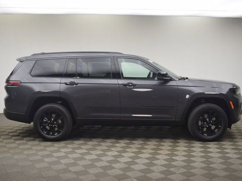 New 2026 Jeep Grand Cherokee L 4WD image 3