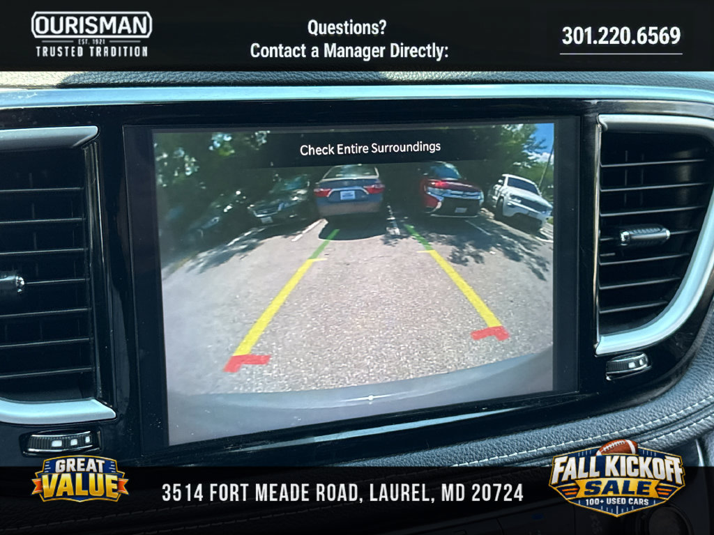 Used 2025 Chrysler Pacifica Limited FWD image 29