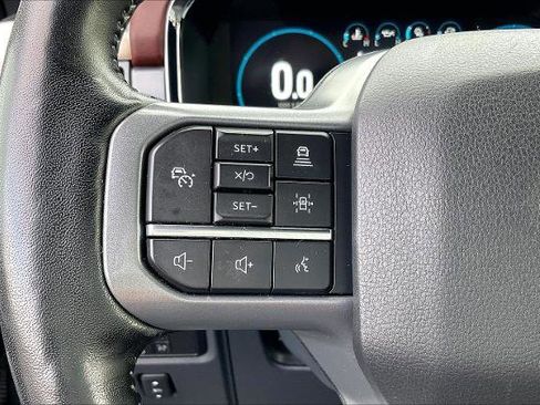 Certified 2022 Ford F150 Lariat w/ Equipment Group 502A High image 21