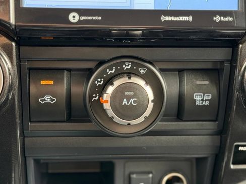 Used 2020 Toyota 4Runner Venture AWD/4WD image 19