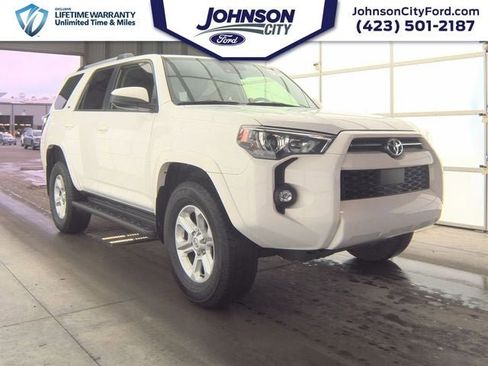 Used 2024 Toyota 4Runner SR5 image 1